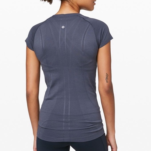 Lululemon swift tech short sleeve crew - Picture 2 of 5